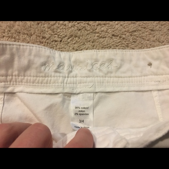❗️FINAL PRICE❗️Maurice's White Shorts - Picture 4 of 4